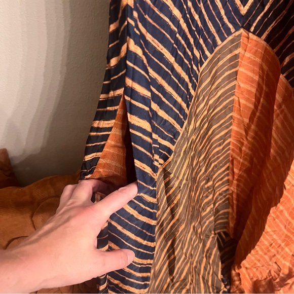 FARM RIO Halter‎ Maxi Dress - Picture 2 of 3